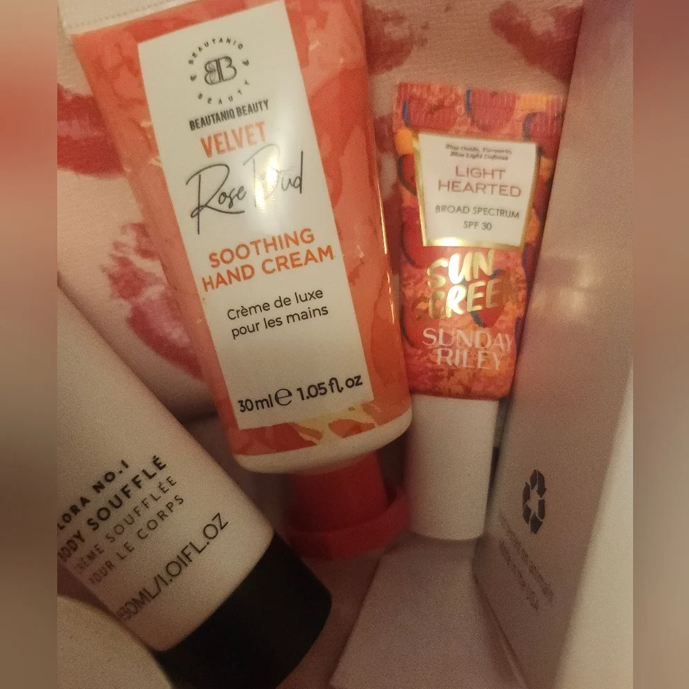 Buy 2~50% Off!!!Bundle Travel Size Bath and Body Items with Ipsy Zipper Pouch - Picture 6 of 10